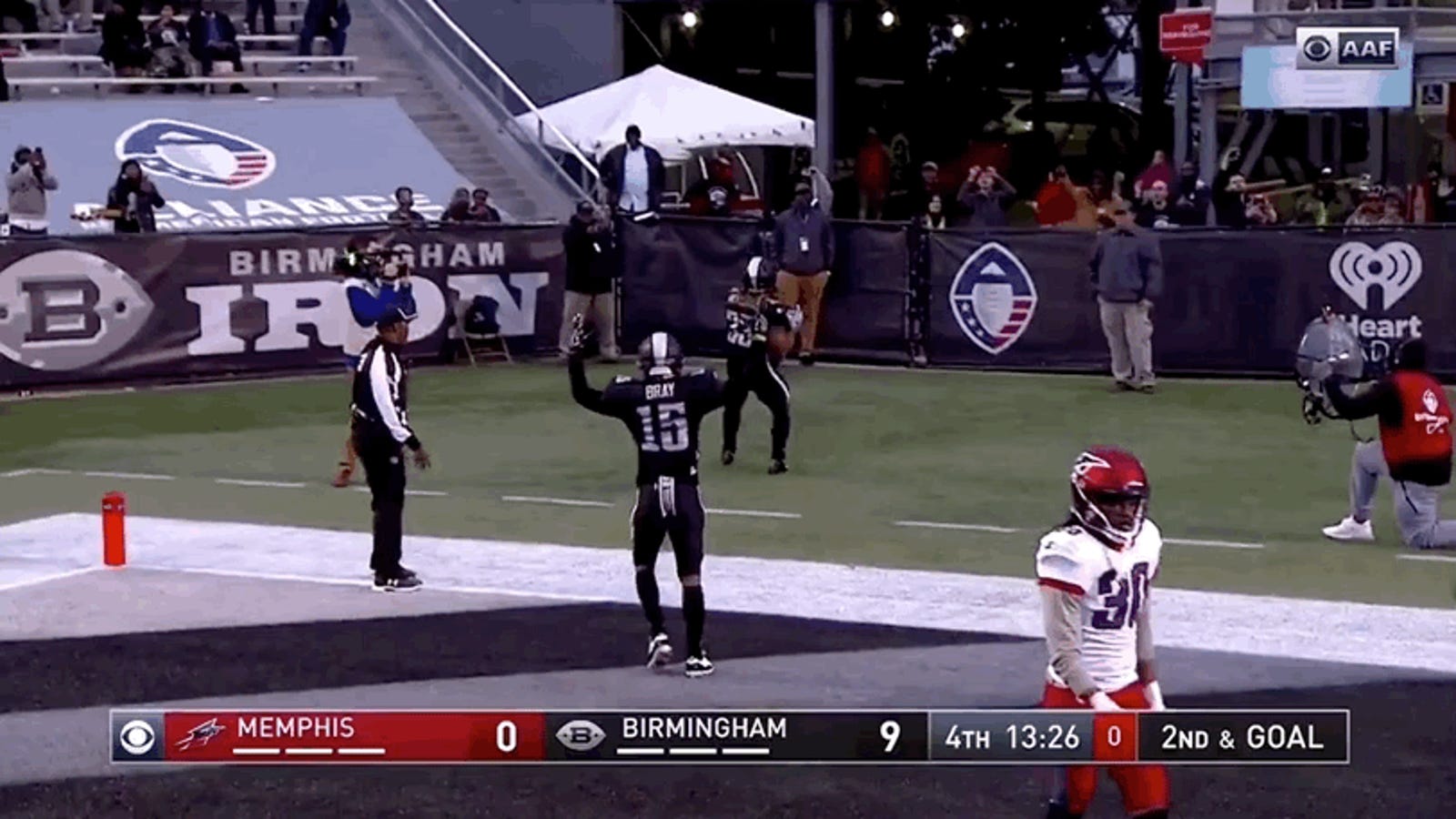 Trent Richardson Given The First Bad Penalty In Aaf History After