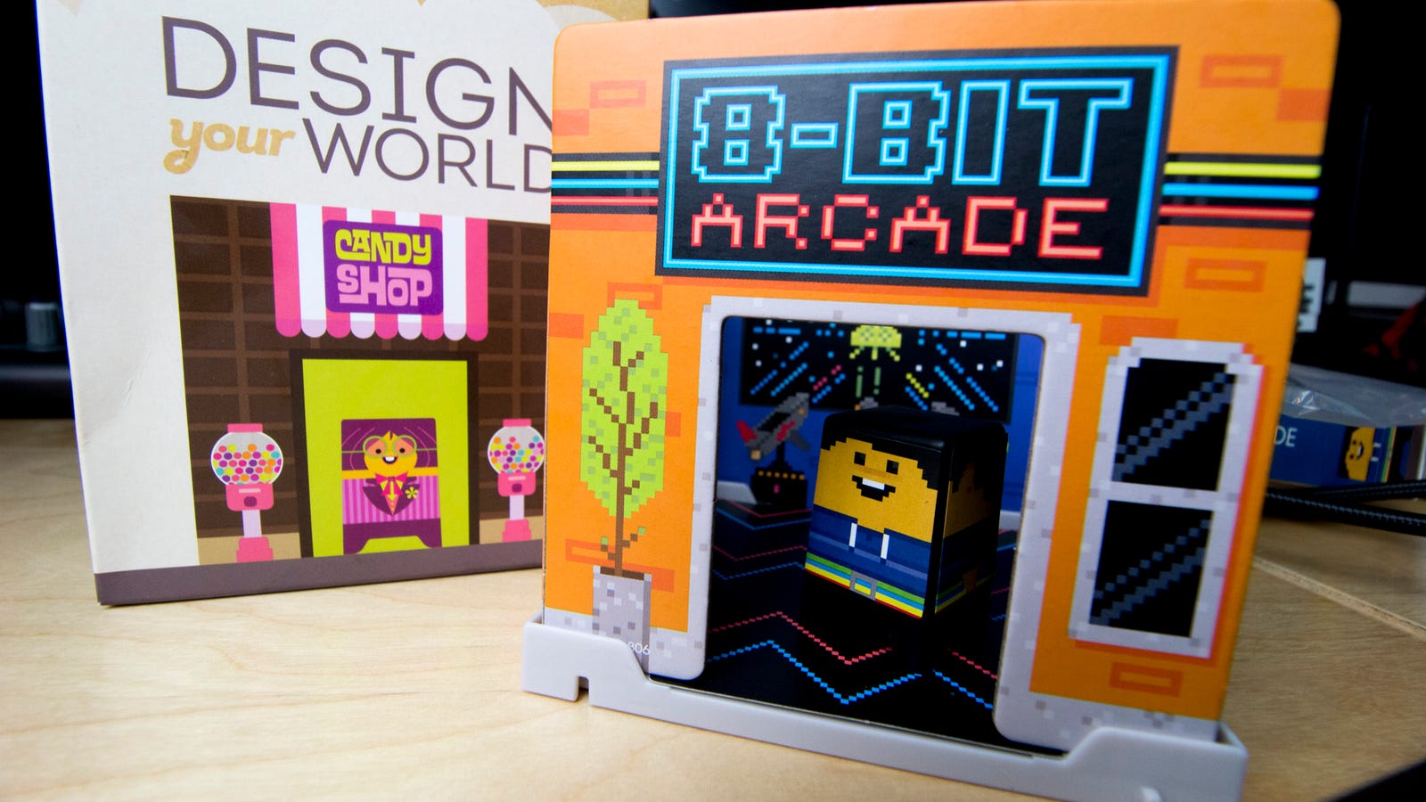 Tiny Cardboard Arcade Is An Awesome Kids' Meal Toy