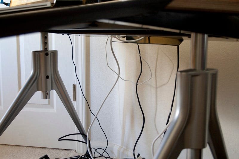 Review Herman Miller Envelop Reclining Desk