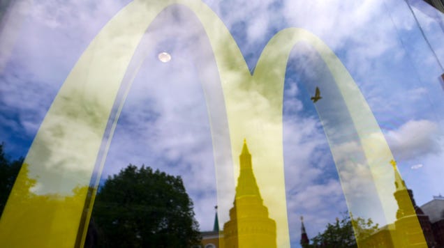 <div>McDonald's Will Pull All Its Golden Arches From Russia Permanently</div>