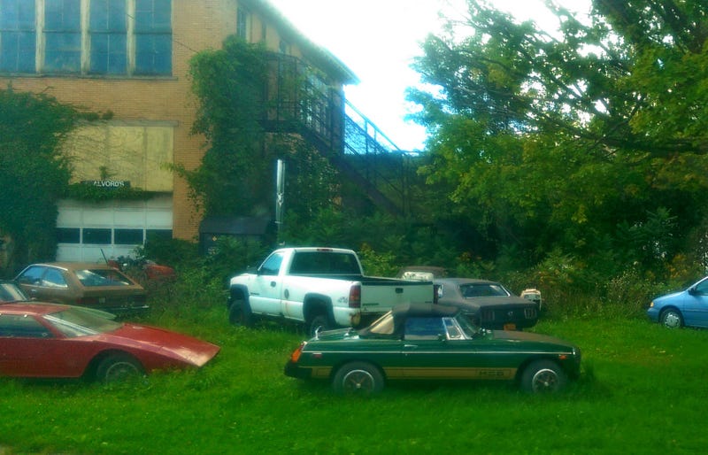 Illustration for article titled Some interesting cars in rural upstate NY