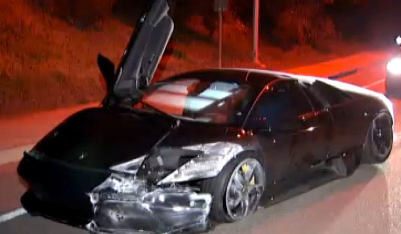Illustration for article titled A Couple Crashed This Lamborghini Right After Buying It And Ran Away