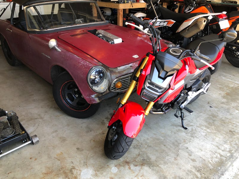 Illustration for article titled I Bought a Tiny Honda To Go With My Tiny Honda