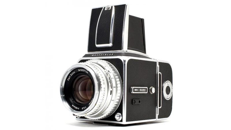 Illustration for article titled Looking for a DSLR? Buy These Film Cameras Instead