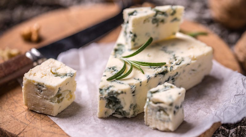 How can you tell if blue cheese has gone bad?
