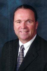 Illustration for article titled Posing As An Unknown ESPN Analyst Not The Way To Score Teens