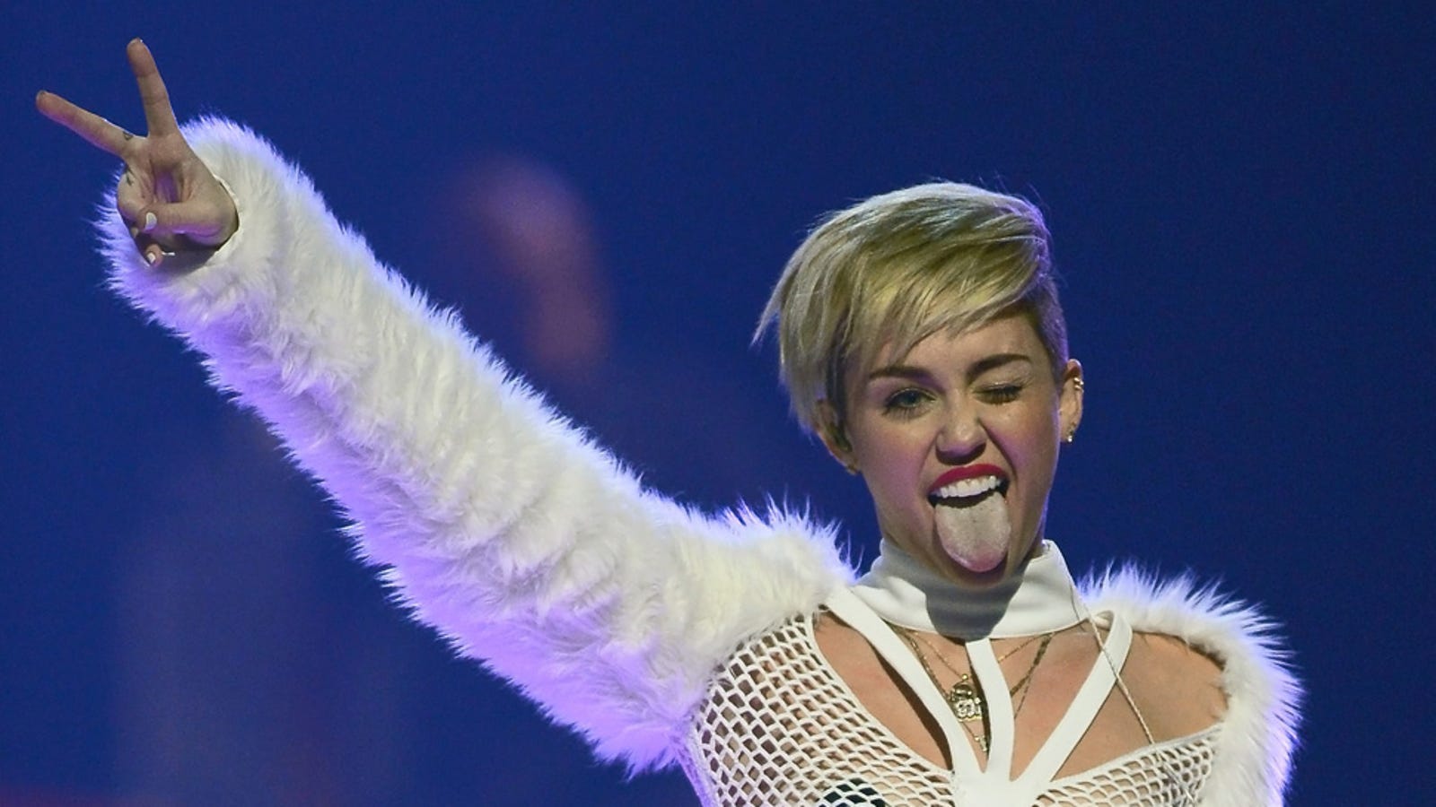 Construction Worker Sues Over Miley Cyrus Tongue Injury
