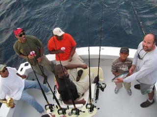 Illustration for article titled Plaxico Is Gonna Need A Bigger Boat!