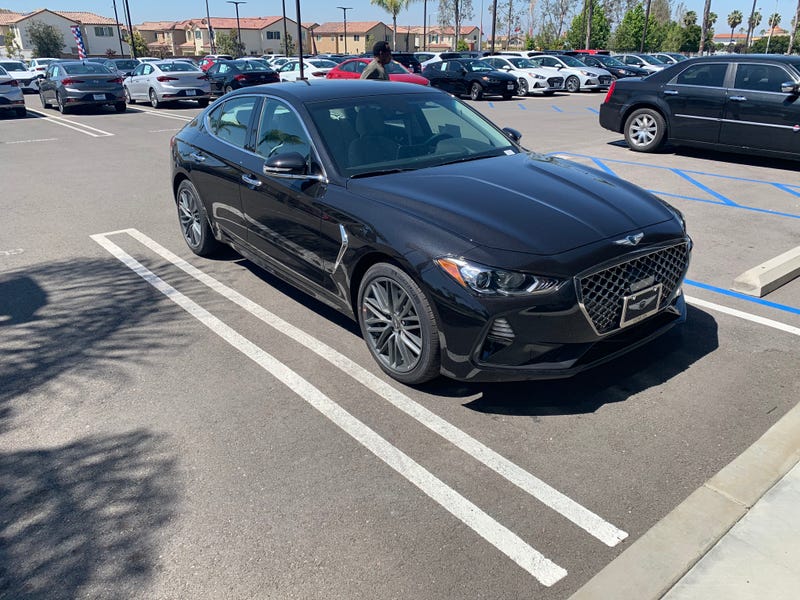 Illustration for article titled I finally drove a Genesis G70. It was fantastic.