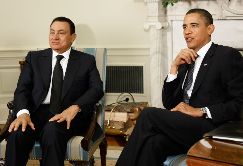President Obama meets with President Hosni Mubarak of Egypt