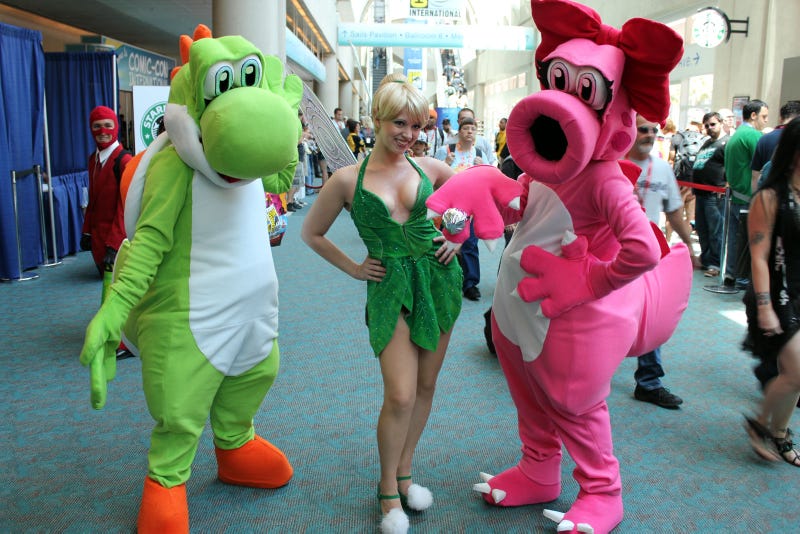 Illustration for article titled The Cosplay of Comic-Con - Day Two: Tinker, Yoshi, Birdo, Spy