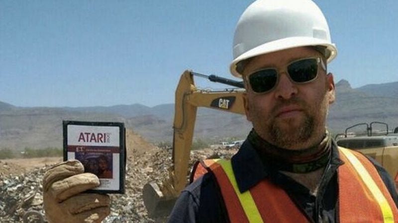 Illustration for article titled New Mexico town makes over $100,000 selling those garbage E.T. games