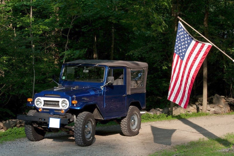 Illustration for article titled This 1969 Toyota FJ Rocks An SBC And A $22,000 Price Tag