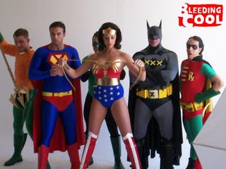 Justice League Gangbang Porn - Justice League Porn: Wonder Woman is going to have her hands ...