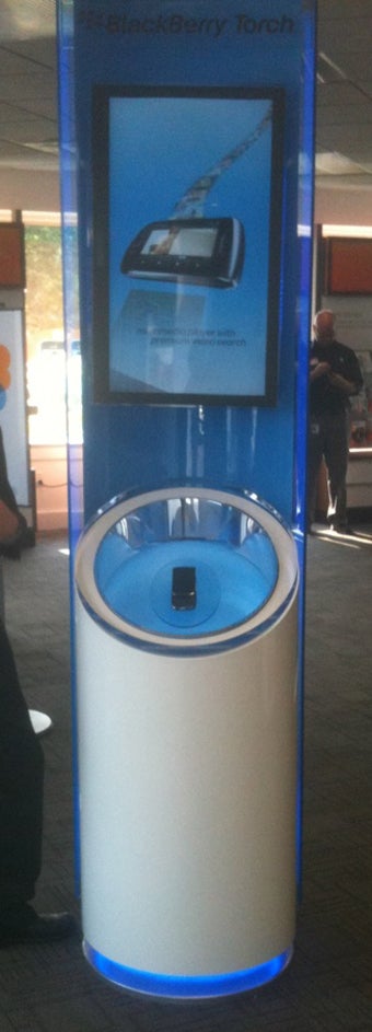 Illustration for article titled AT&T Monolith Display Contents Finally Revealed