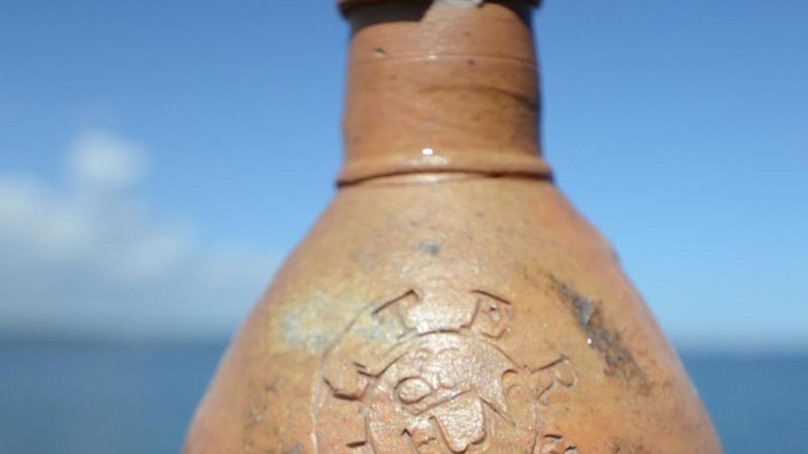 Archaeologists Have Found an Unopened, 200YearOld Bottle