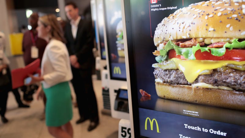 Illustration for article titled Why Fast Food Is the Ticking Time Bomb of Job Automation