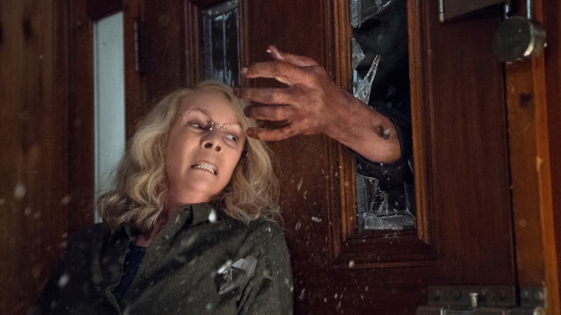 Illustration for article titled Jamie Lee Curtis responds to that stupid Fox News article about guns in Halloween