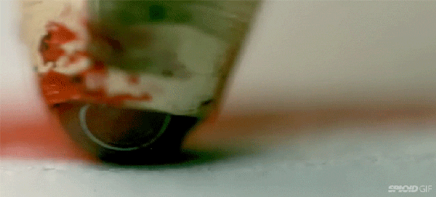 Incredible close up video shows how a ballpoint pen works
