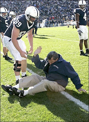 Illustration for article titled Another Downfall Of Joe Paterno's Old Age: Rampant Thuggery