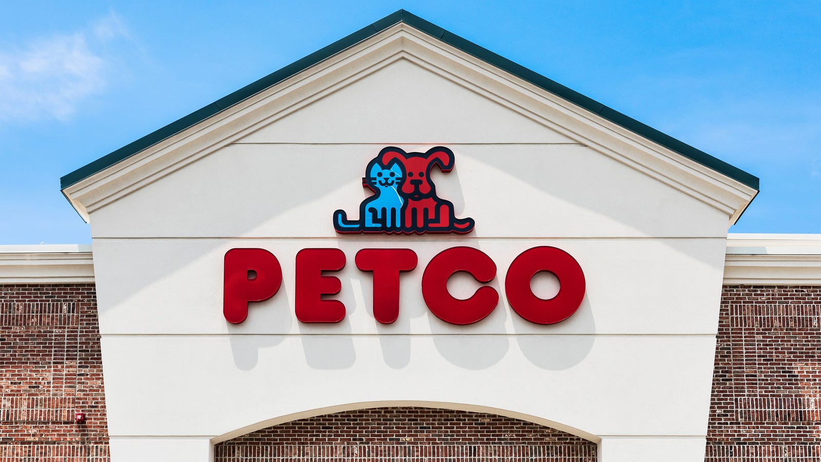 Get Free ArtificialFree Pet Food at Petco This Weekend