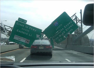 Illustration for article titled Falling Sign Crushes Truck, Shuts Down New York Bridge