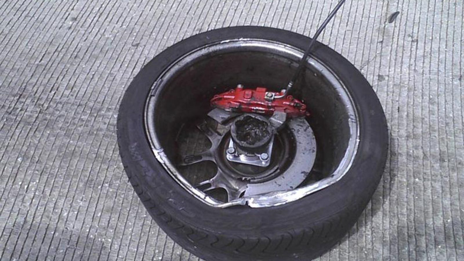 Delivery Driver Wrecks Mario Andretti S Rare Lamborghini