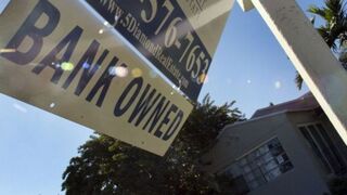 Homeowners are fighting against the banks. (Thinkstock)