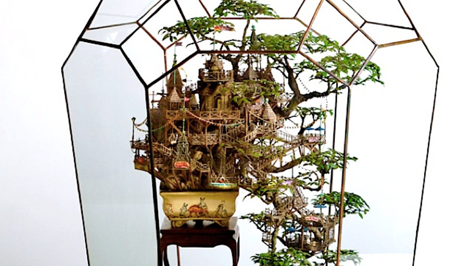 Artist Transforms Bonsai Trees And Empty Cans Into Insane - 