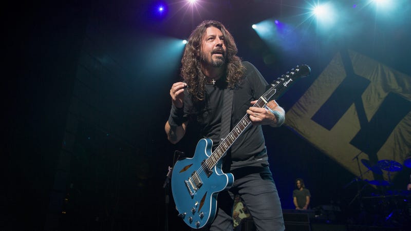 Illustration for article titled Foo Fighters drop Roswell live album to celebrate today's Area 51 chaos