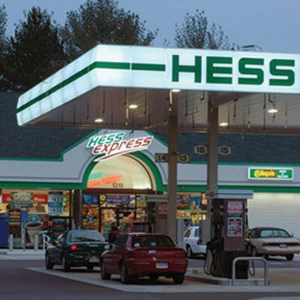 Illustration for article titled Man Tries To Run Over Two Muslim Women At Gas Station