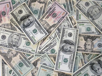 Illustration for article titled Money Makes Women Seek Out Hotter, Older Partners