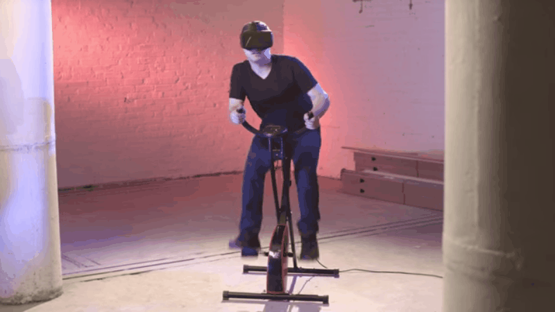 Новый VR-велотренажер превращает тренировку в увлекательную виртуальную игру