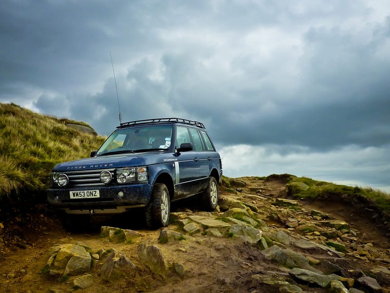Illustration for article titled I fucking did it, I bought a Range Rover.