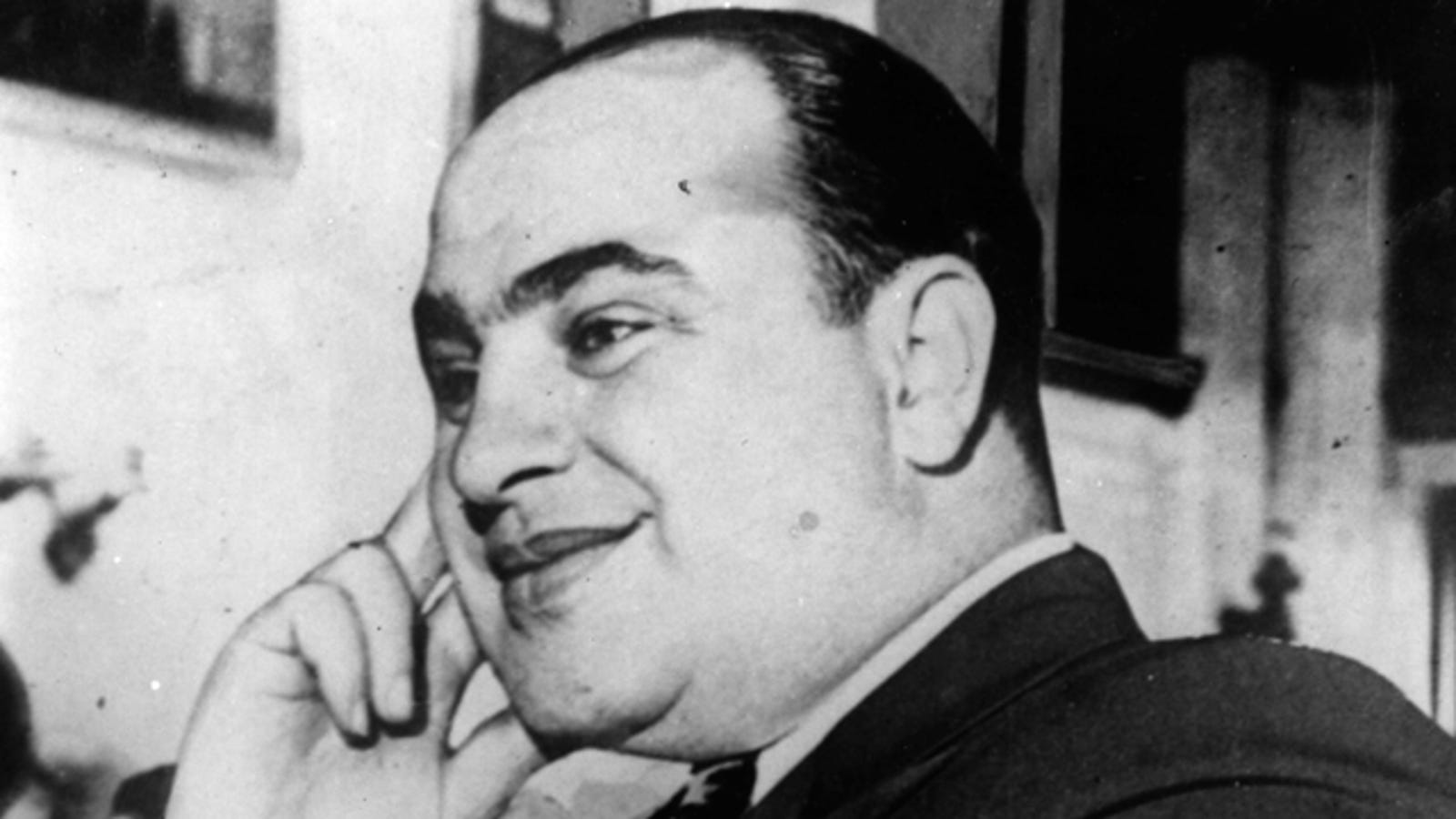 Essay on Al Capone | blogger.com