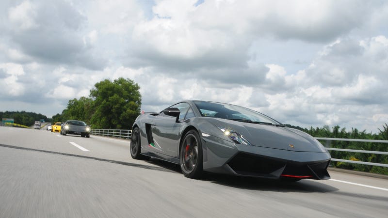Illustration for article titled Your ridiculously cool Lamborghini LP570-4 Superleggera wallpaper is here
