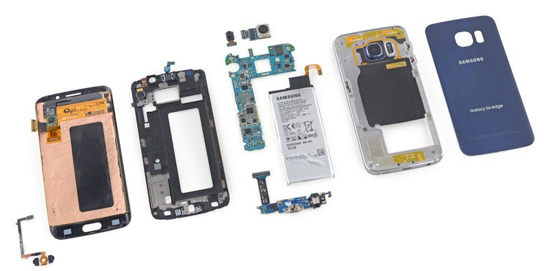 Illustration for article titled El Samsung Galaxy S6 Edge, pieza a pieza: repararlo te saldrá muy caro
