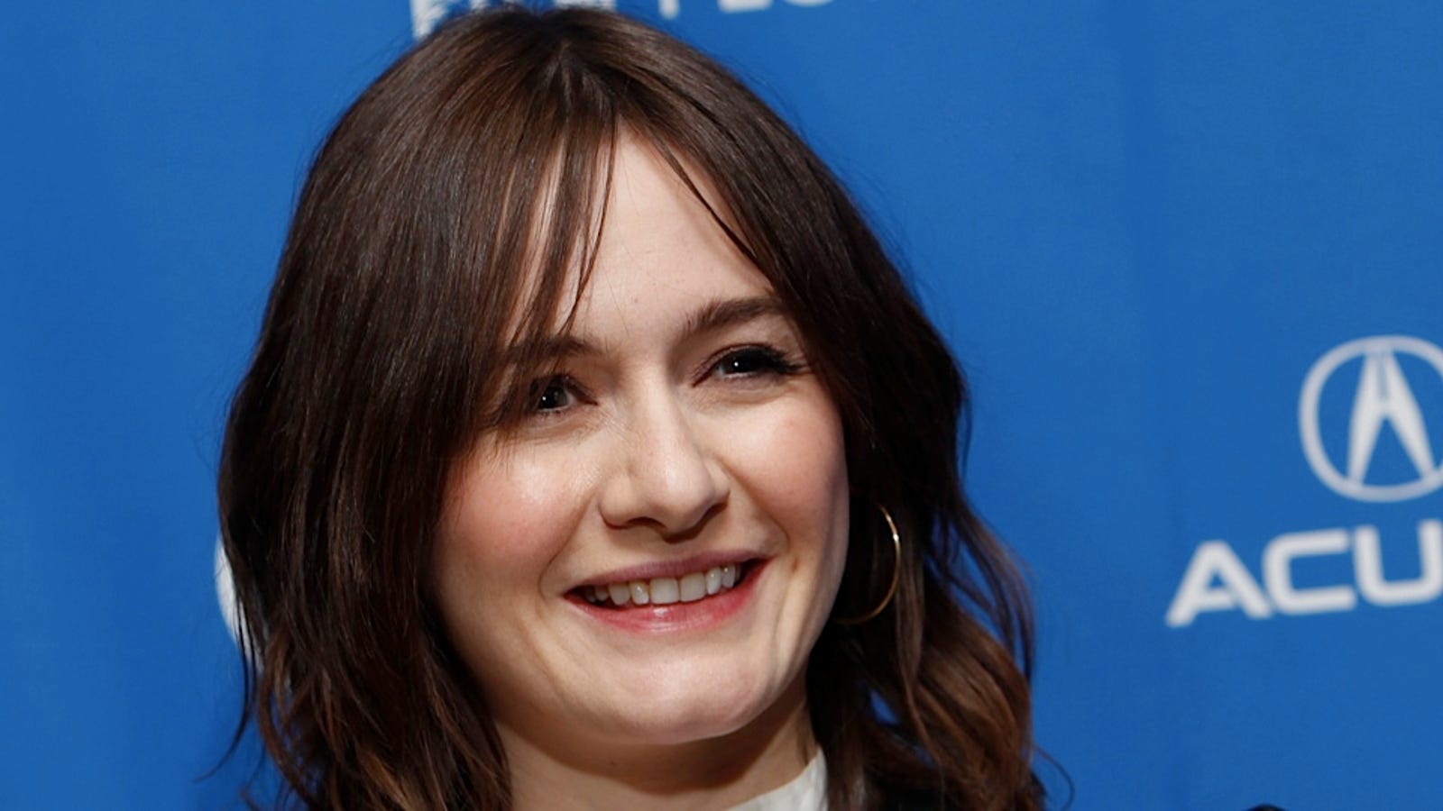 Emily Mortimer Was Extremely Hat Conscious When She First Met Woody Allen