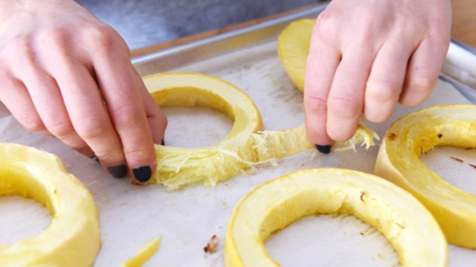 How to Cut Spaghetti Squash How to Cut Spaghetti Squash new picture How to Cut Spaghetti Squash How to Cut Spaghetti Squash new foto