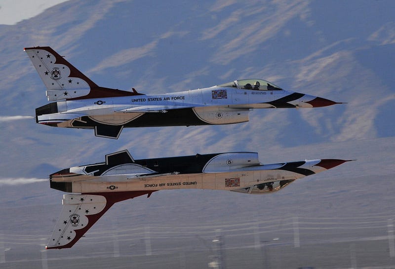 Illustration for article titled A Brief Primer on the USAF Thunderbirds
