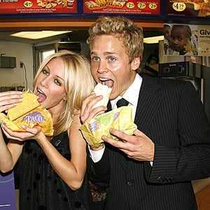 Illustration for article titled Heidi Montag And Spencer Pratt Are On Drugs, Getting Married