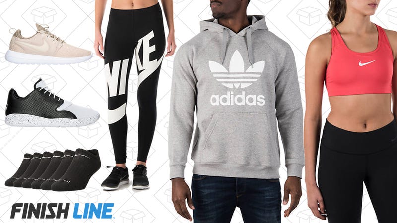 Illustration for article titled Overhaul Your Workout Wardrobe With This Finish Line SaleĀ