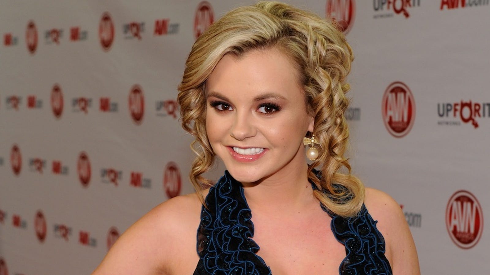 Charlie Sheens Ex Bree Olson Says Shes Not Hiv Positive