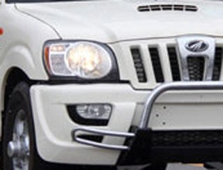 Illustration for article titled Mahindra TR40 Diesel Pickup Spotted In US-Spec Form