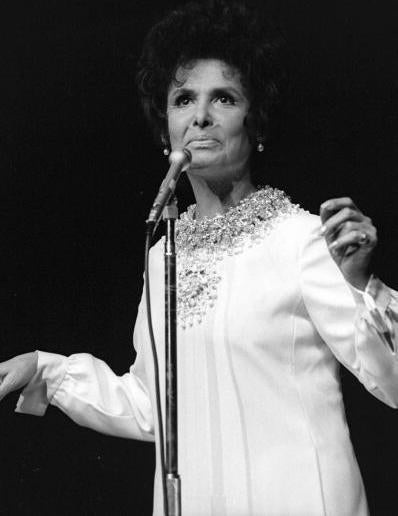 Illustration for article titled Lena Horne Dead at 92