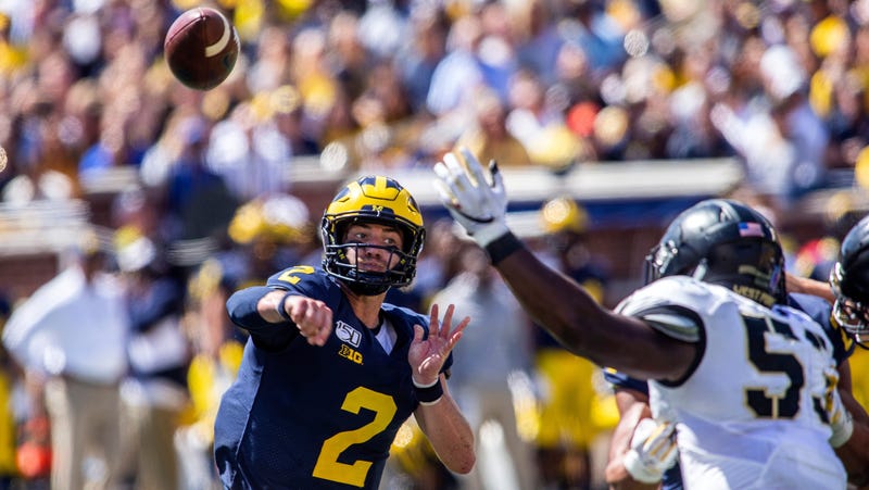 Illustration for article titled An Incompetent Michigan Escapes Upset-Minded Army In Double OT