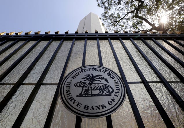 India rolls out the first pilot of its digital rupee