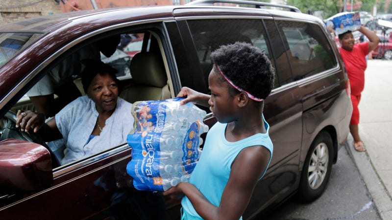 Illustration for article titled Newark's Lead-Tainted Water Crisis Is Getting Worse