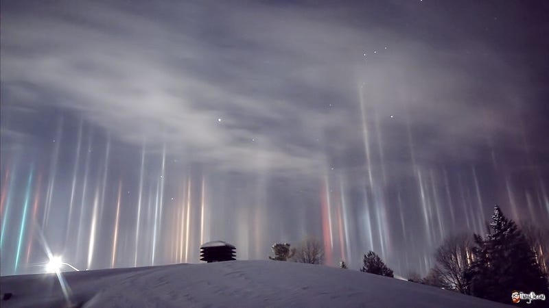 Pilares de luz, el espectacular fenómeno meteorológico que solo ocurre cuando hace mucho frío Nkov5psnm4afe5upvfsr