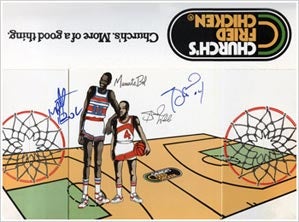 Illustration for article titled Manute Bol And Spud Webb Can Sell Chicken